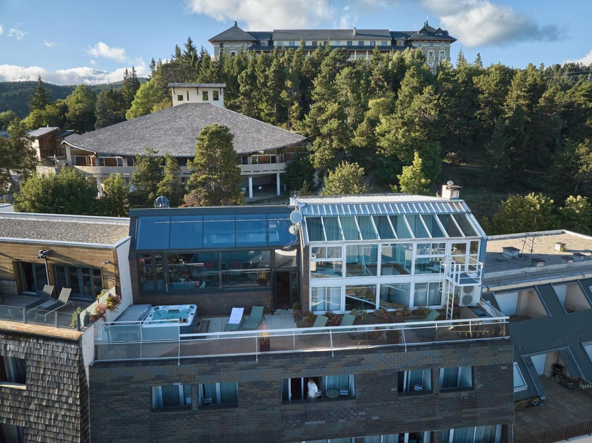 Hotel Le Grand Tétras Font-Romeu-Odeillo-Via Esterno foto